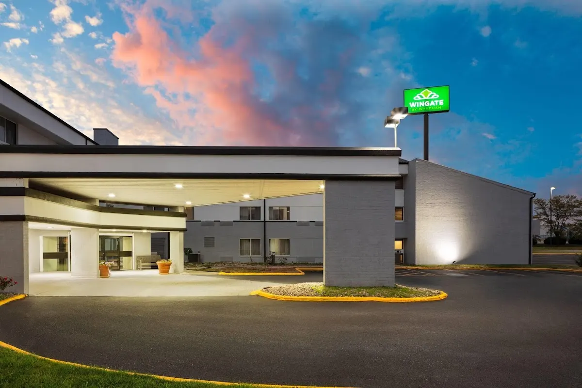Wingate by Wyndham Lincoln Airport East I-80