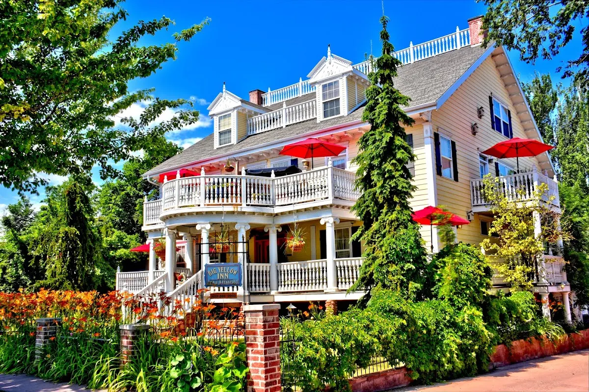 Big Yellow Inn