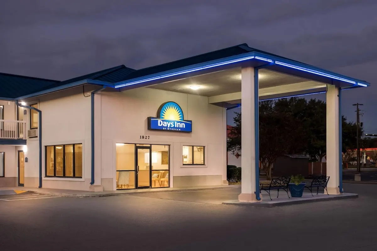 Days Inn by Wyndham Valdosta I-75
