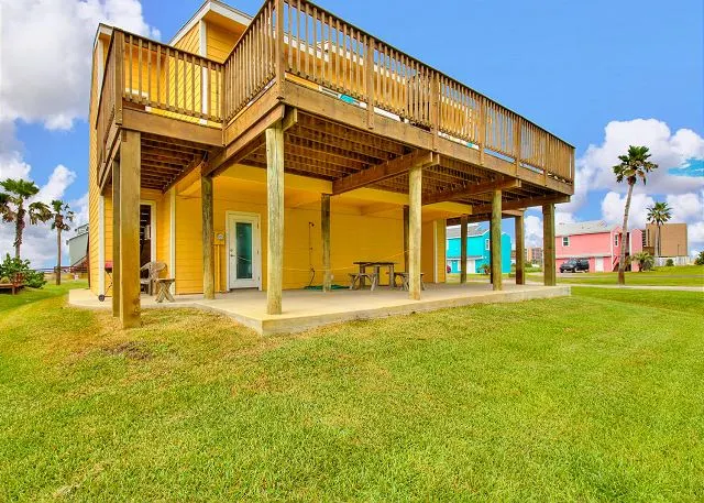 Salty Sandpiper Beach Rental