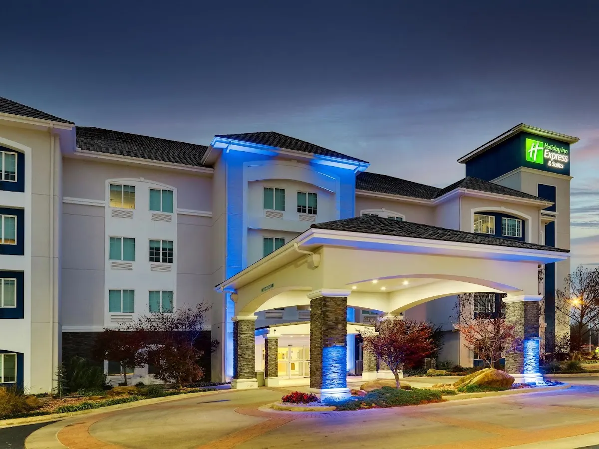 Holiday Inn Express & Suites Ardmore, an IHG Hotel