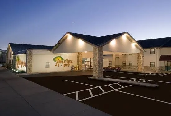 Appletree Inn