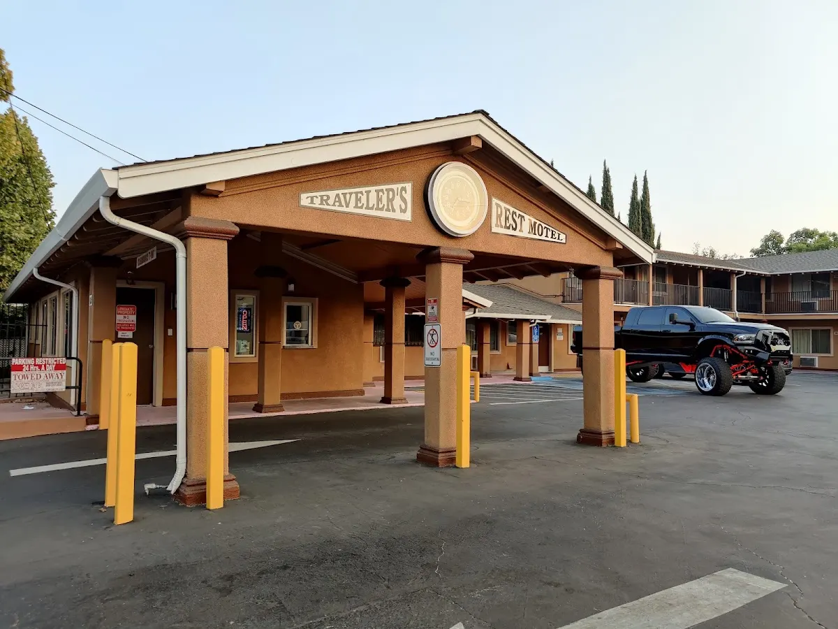 Travelers Rest Motel