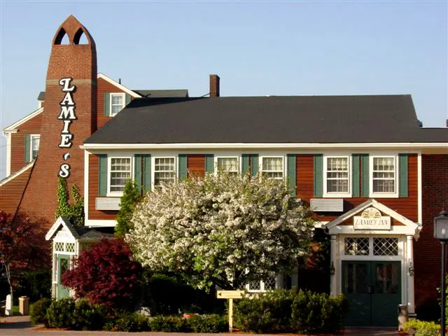 Lamies Inn and The Old Salt Restaurant