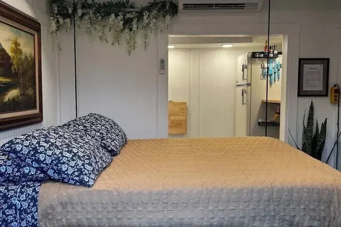 Tiny Home Alley Delight! Truly one of kind!