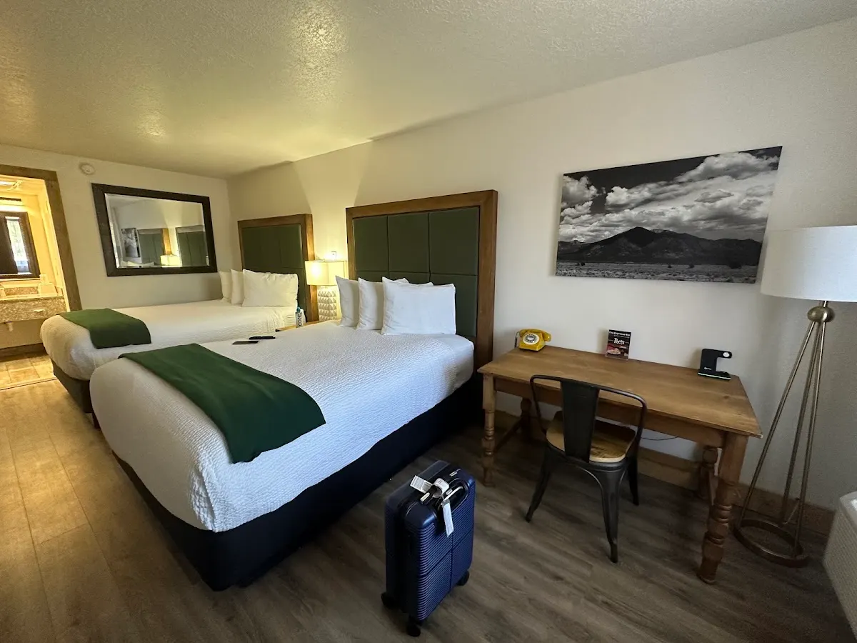 Taos Valley Lodge
