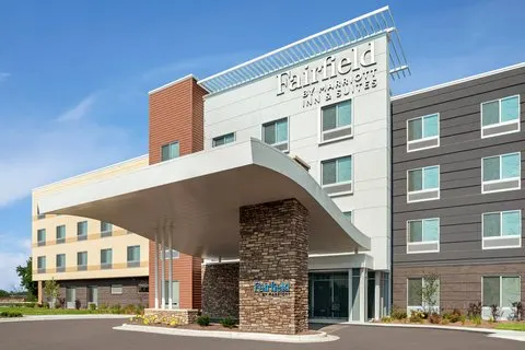 Fairfield by Marriott Inn & Suites Milwaukee West