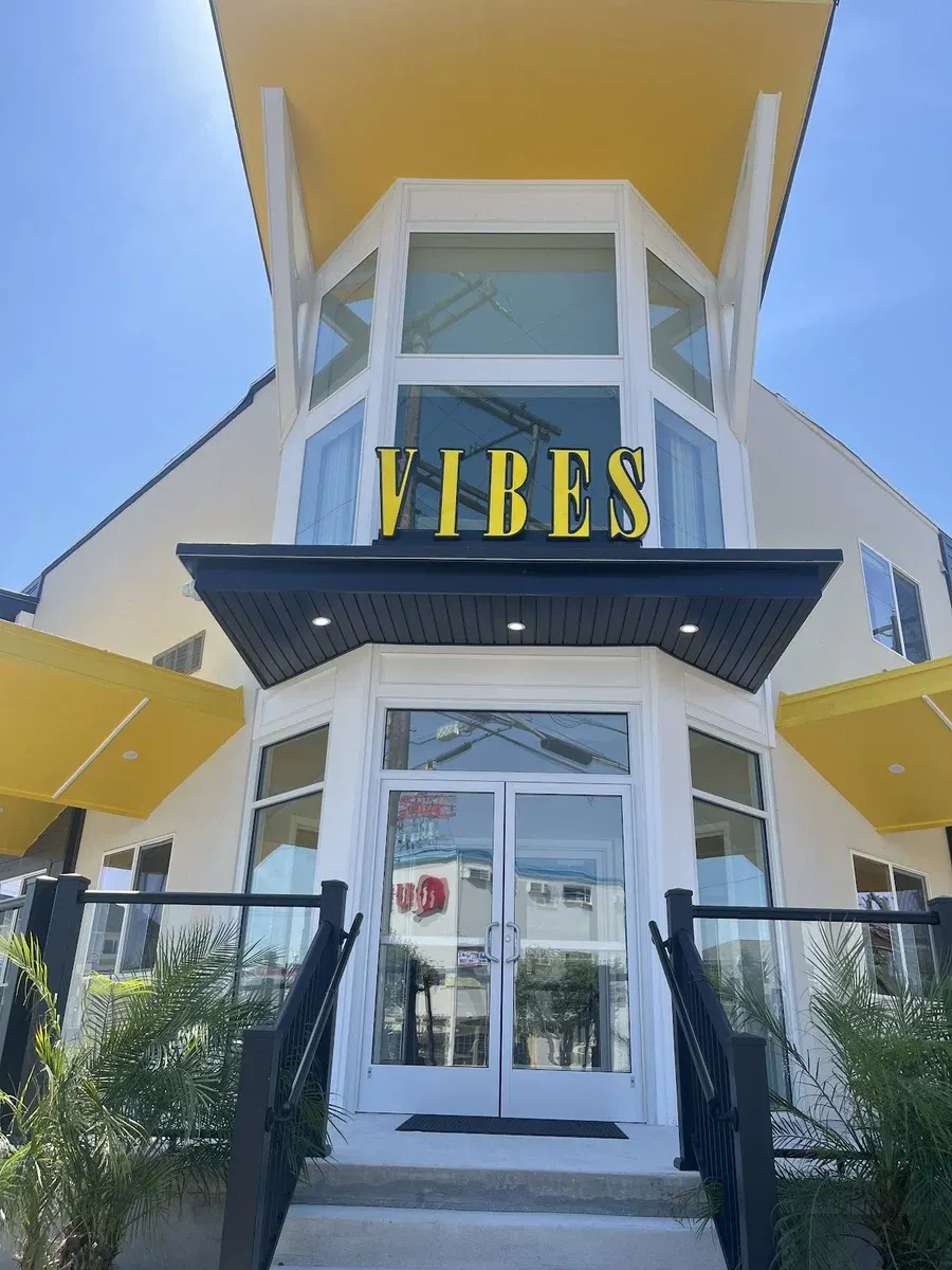 The Vibes Hotel, Trademark Collection by Wyndham