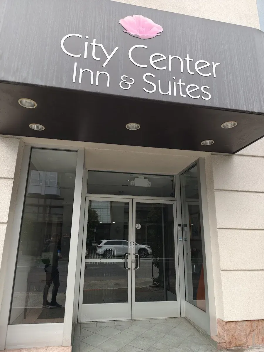 City Center Inn & Suites