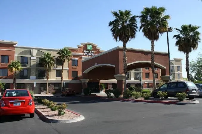 Holiday Inn Express & Suites Henderson, an IHG Hotel