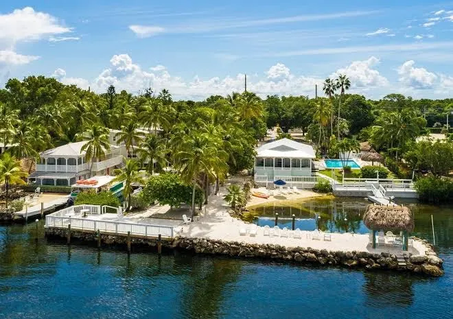 Amoray Dive Resort