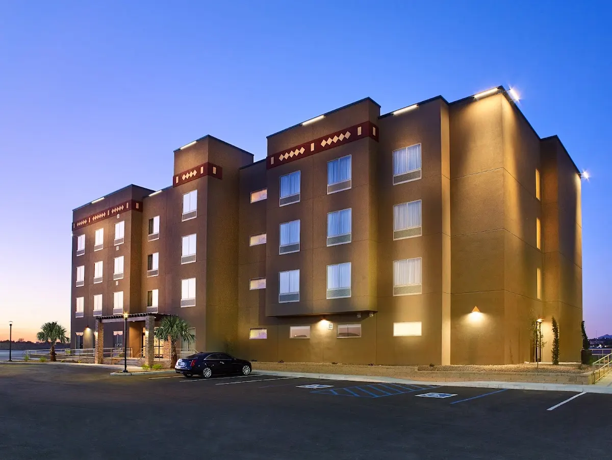 The Hotel at Sunland Park Racetrack & Casino/West El Paso