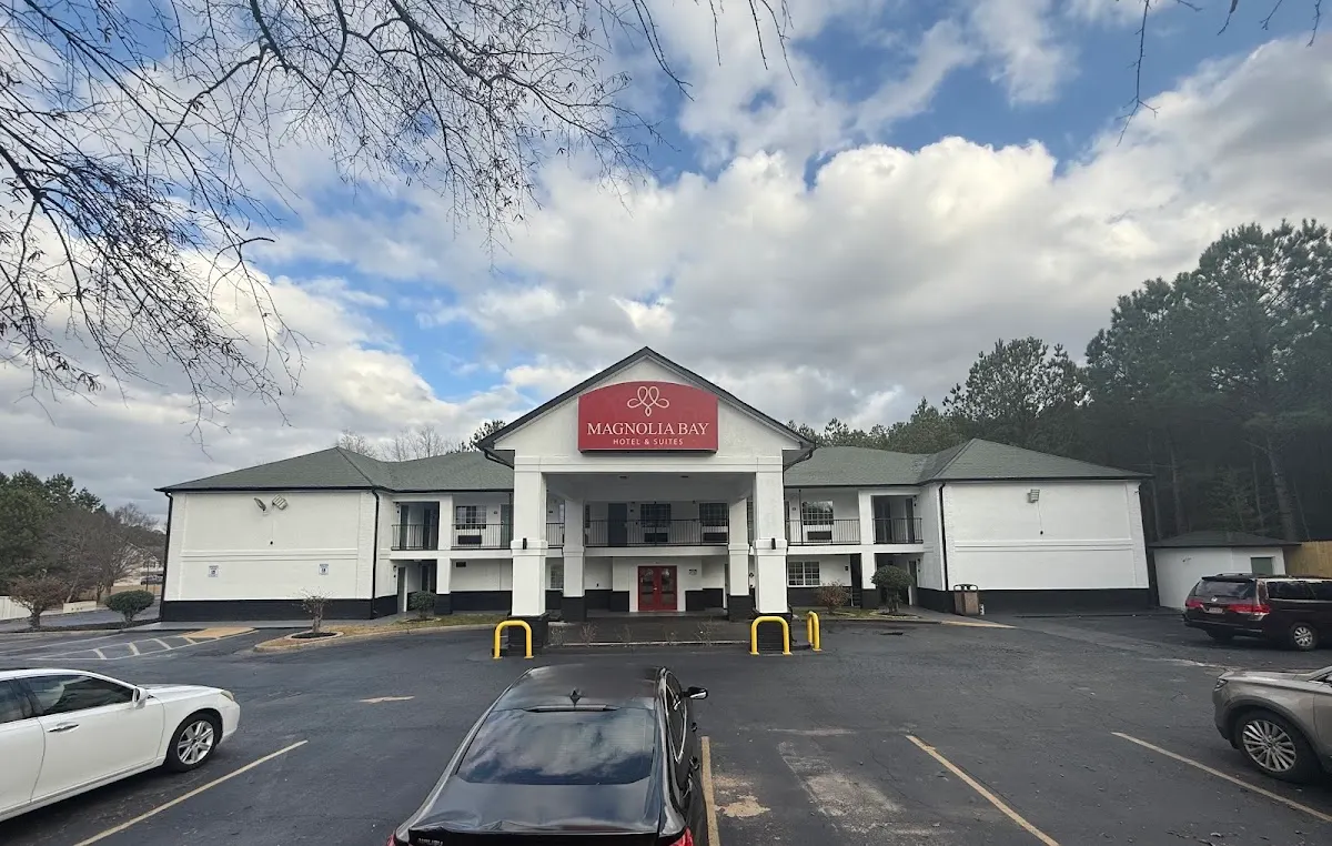 Magnolia Bay Hotel & Suites - Jonesboro,Georgia