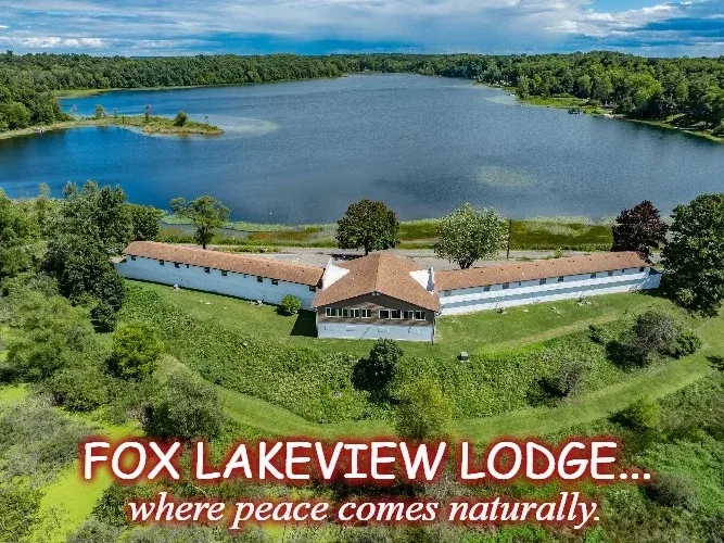 Fox Lakeview Lodge