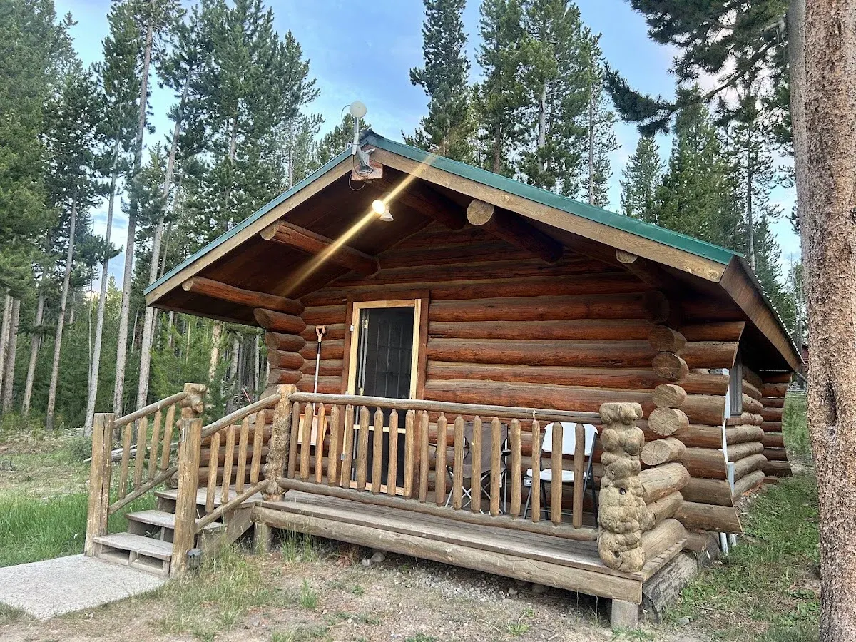 Crooked Creek Guest Ranch