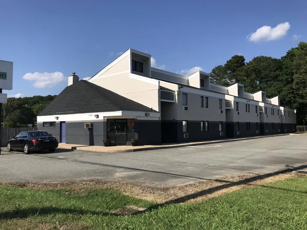 Jefferson Inn & Suites - Newport News/Jefferson Ave