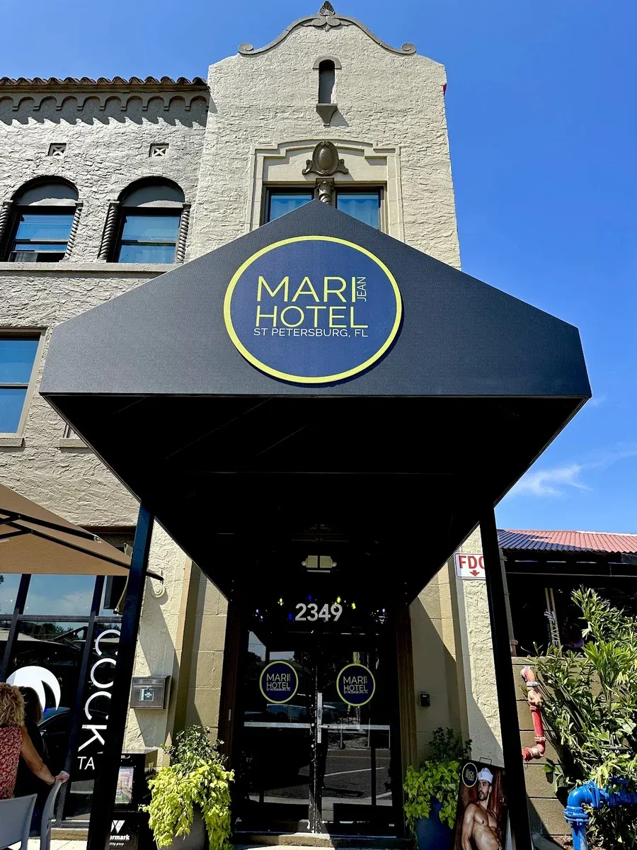 Mari Jean Hotel