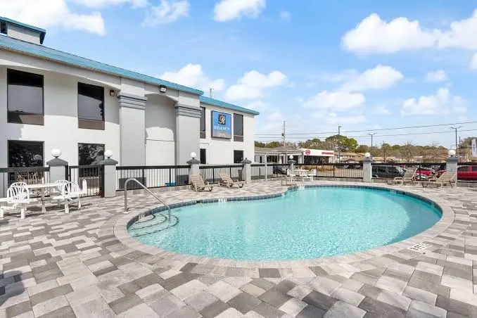 Regency Inn