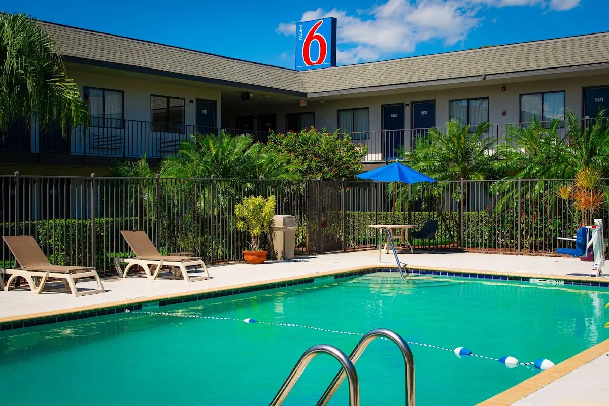 Motel 6 Lantana/West Palm Beach, FL