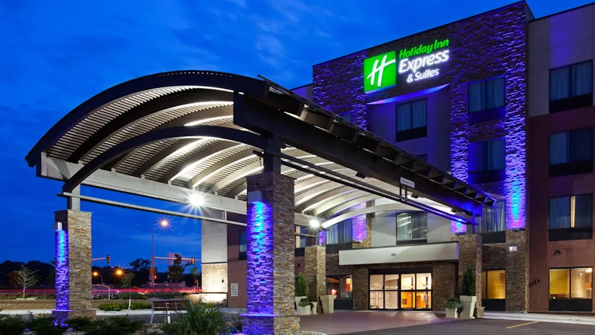 Holiday Inn Express & Suites Rochester – Mayo Clinic Area by IHG