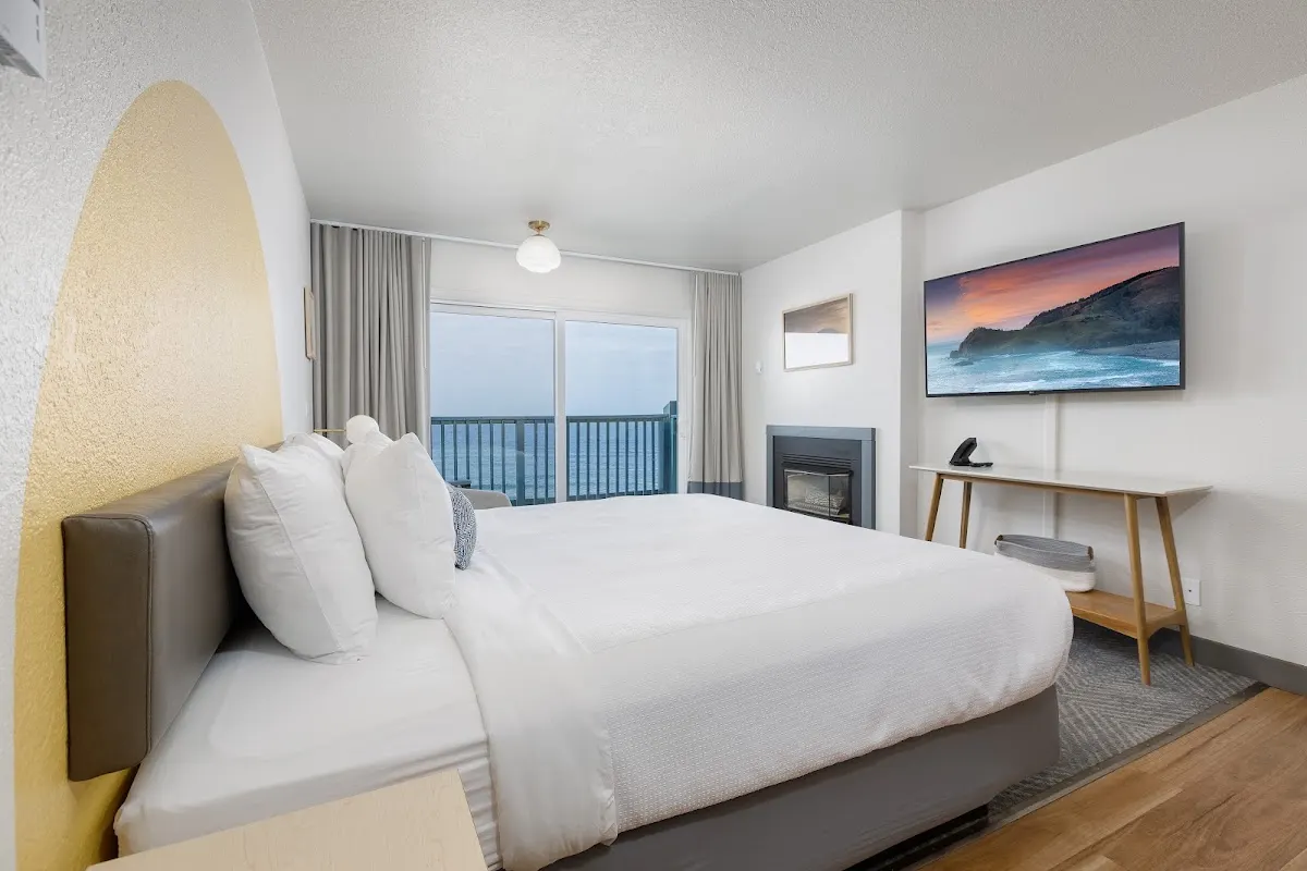 Surfland Hotel
