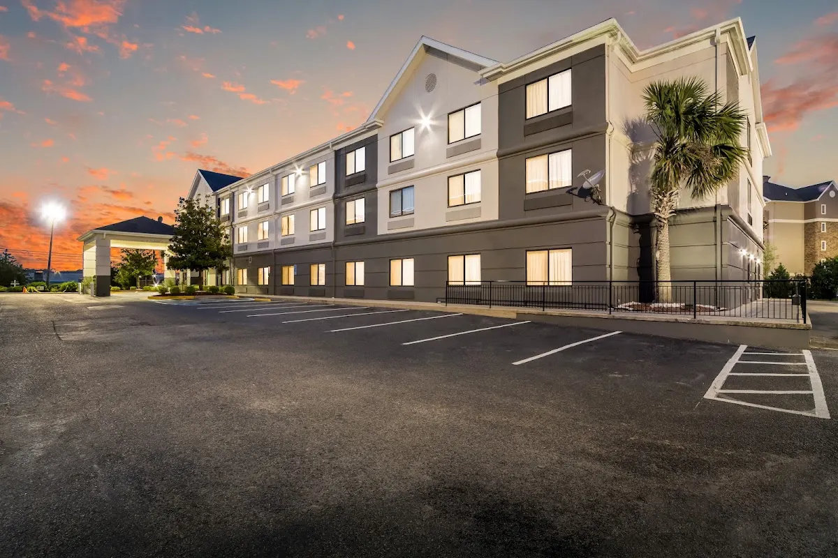 Quality Inn & Suites Augusta I-20