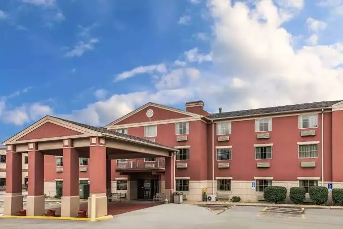Wingate by Wyndham Pittsburgh/West Mifflin