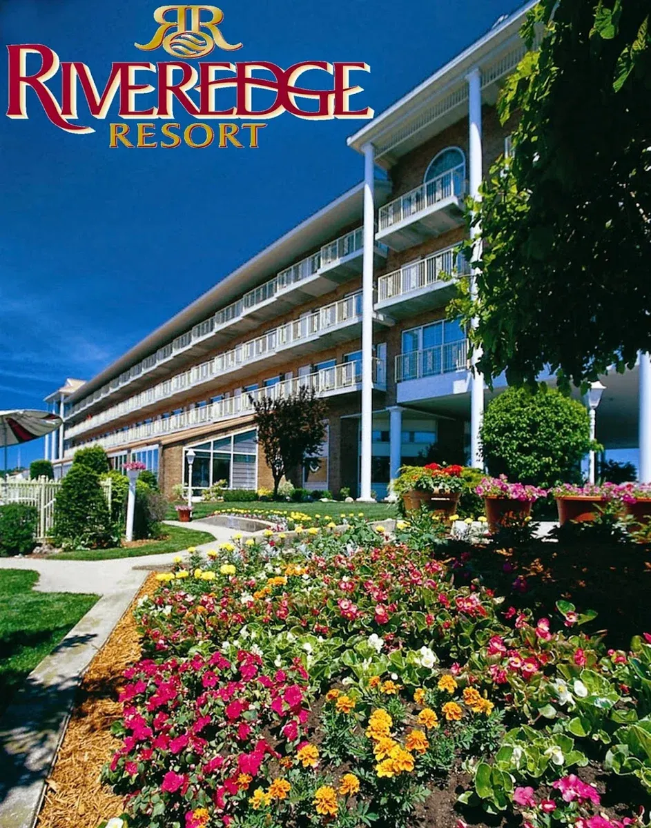 Riveredge Resort