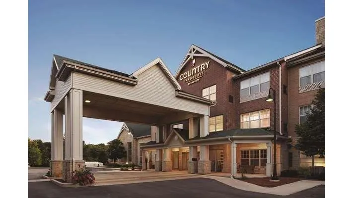 Country Inn & Suites by Radisson, Madison Southwest, WI