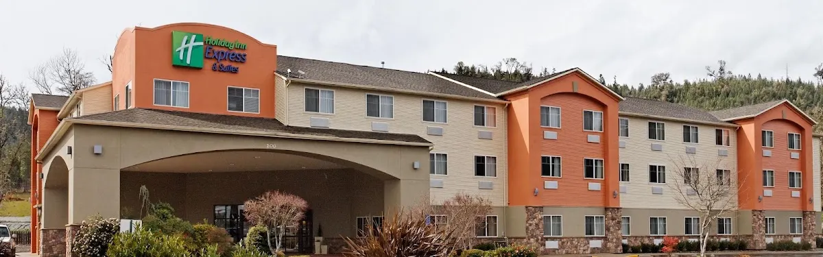 Holiday Inn Express & Suites Canyonville
