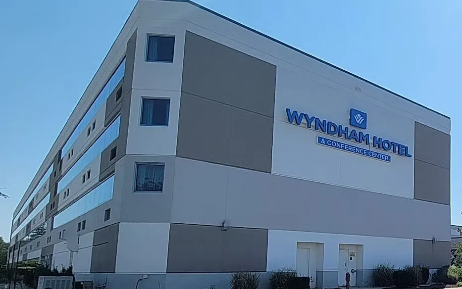 Wyndham Hotel & Conference/Banquet Center