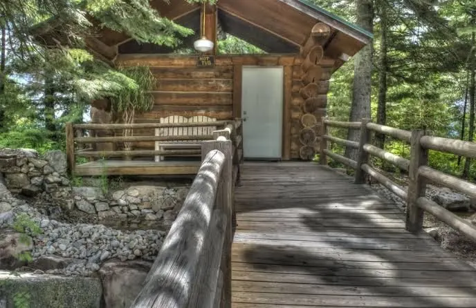 Log Inn of Bonners Ferry