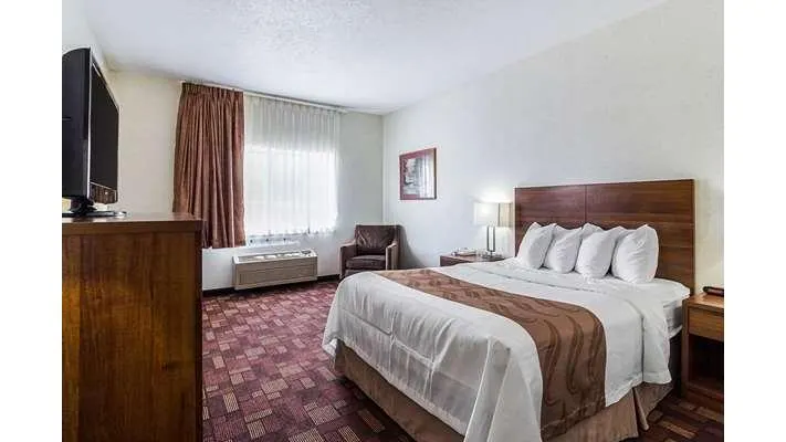 Econo Lodge Luverne I-90