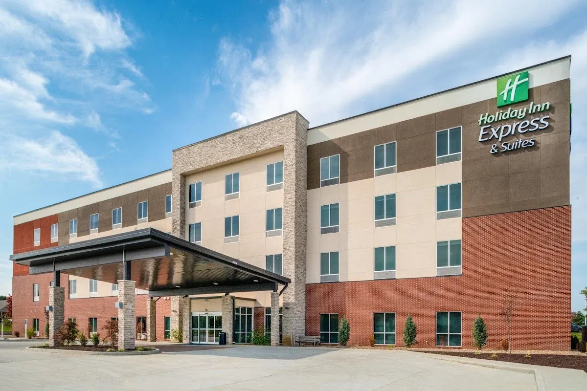 Holiday Inn Express & Suites St Peters by IHG