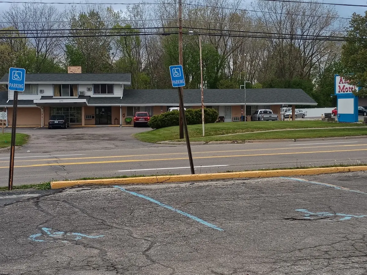 Alma Motel