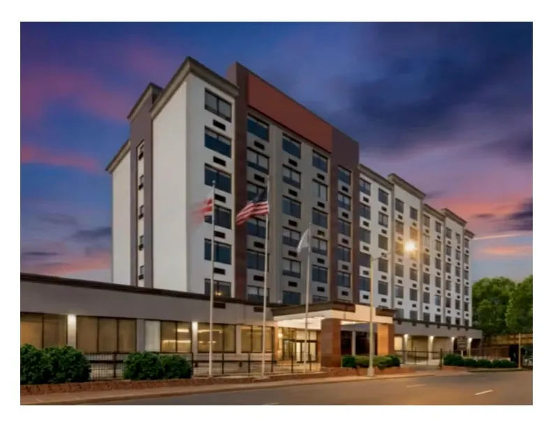 Holiday Inn Express & Suites Washington DC- NoMA