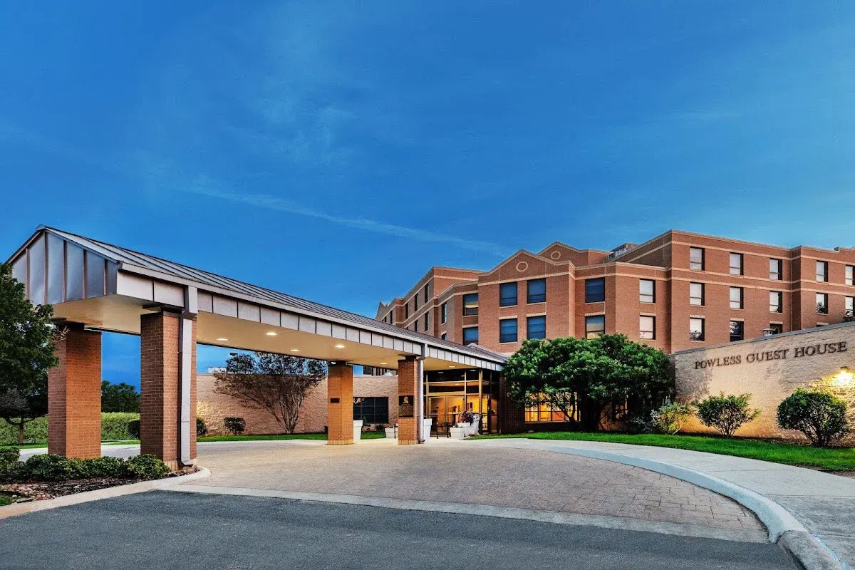 Holiday Inn Express Powless House