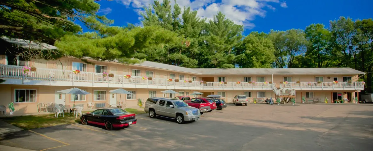 Lakeside Motel
