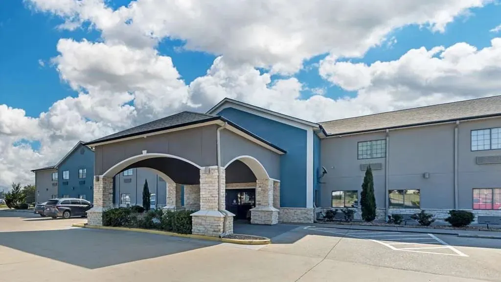 Best Western Atoka Inn & Suites