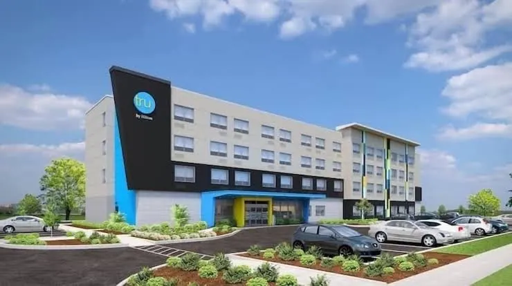 Tru by Hilton Ankeny