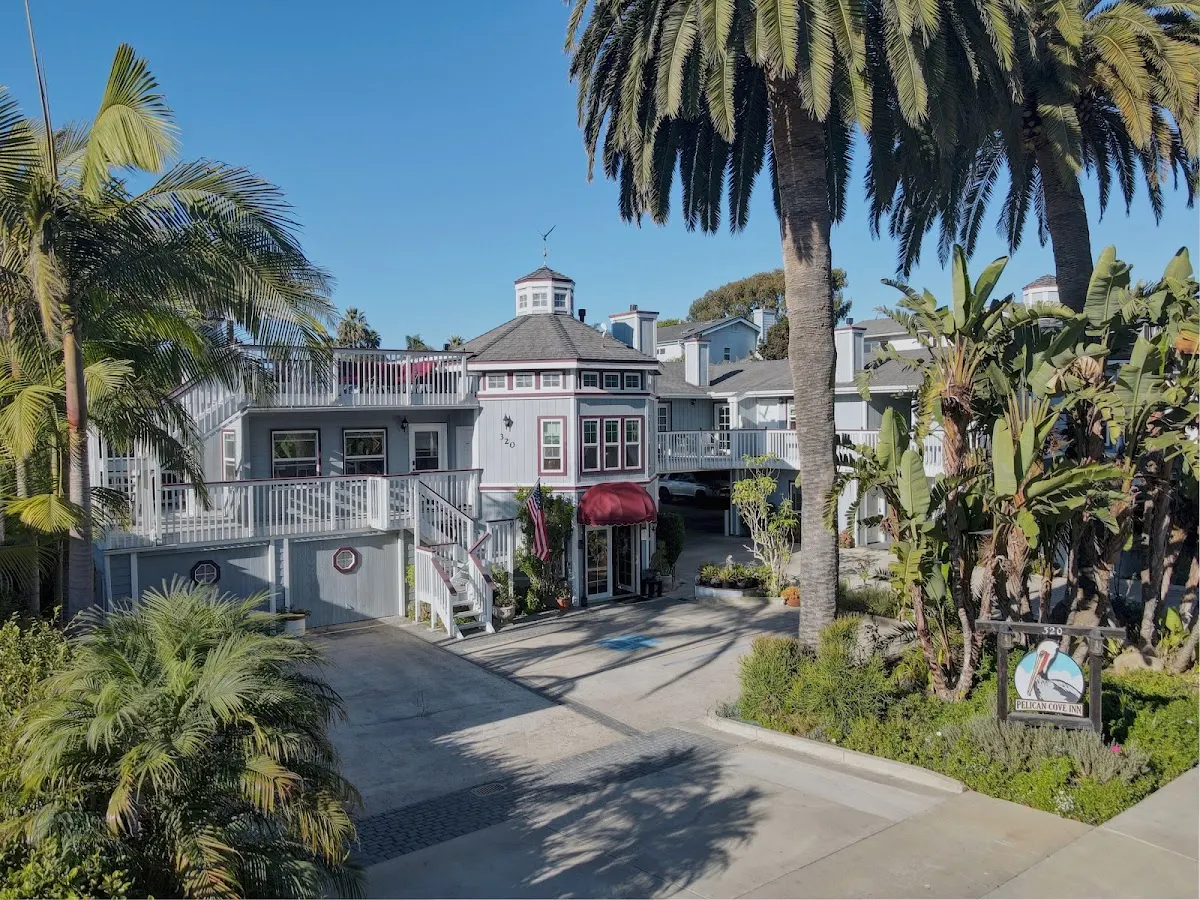Pelican Cove Inn