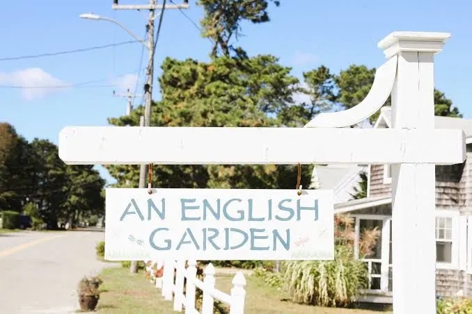An English Garden Bed & Breakfast