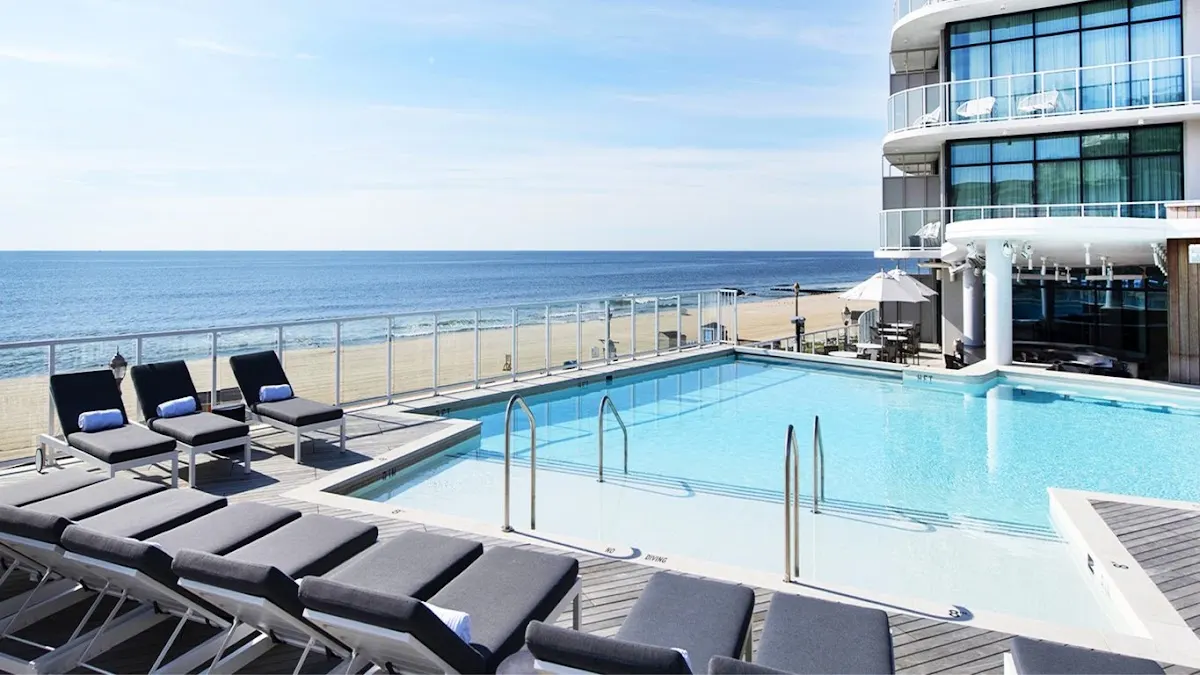 Wave Resort