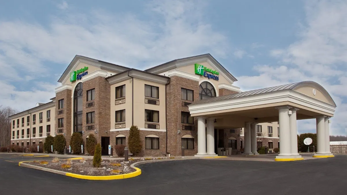Holiday Inn Express Grove City (Outlet Center) by IHG