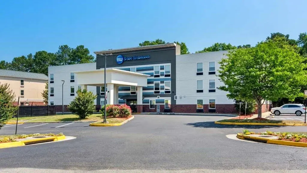 Best Western Doswell Hotel
