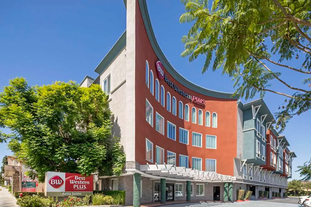 Best Western Plus Avita Suites