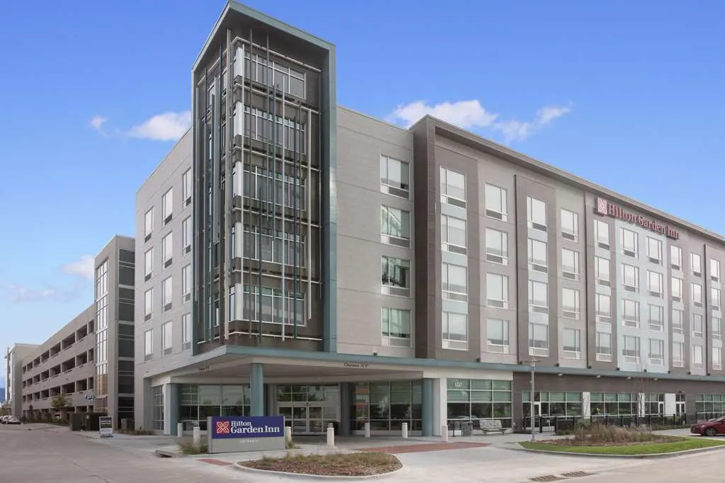Hilton Garden Inn Omaha Aksarben Village