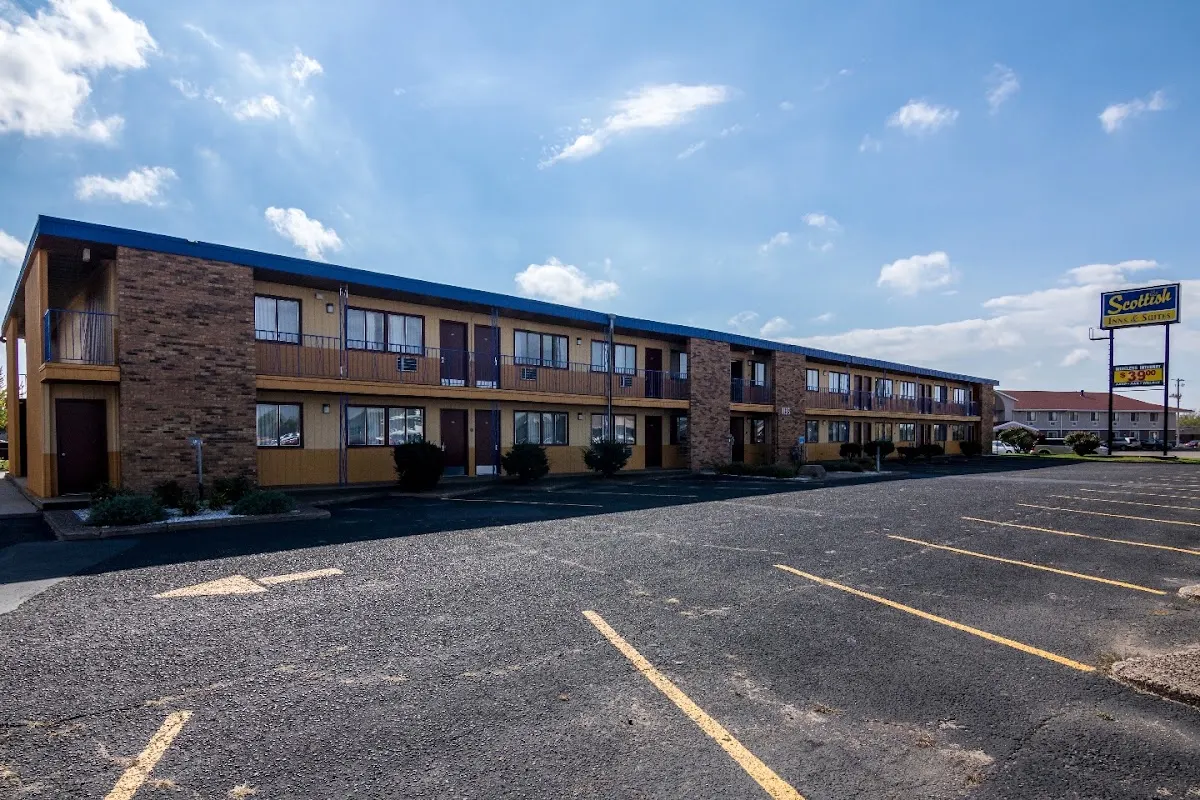 Scottish Inns & Suites