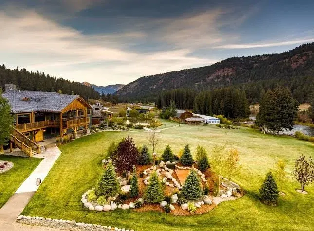 Rainbow Ranch Lodge