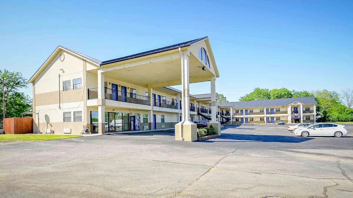 Motel 6 Atoka, OK